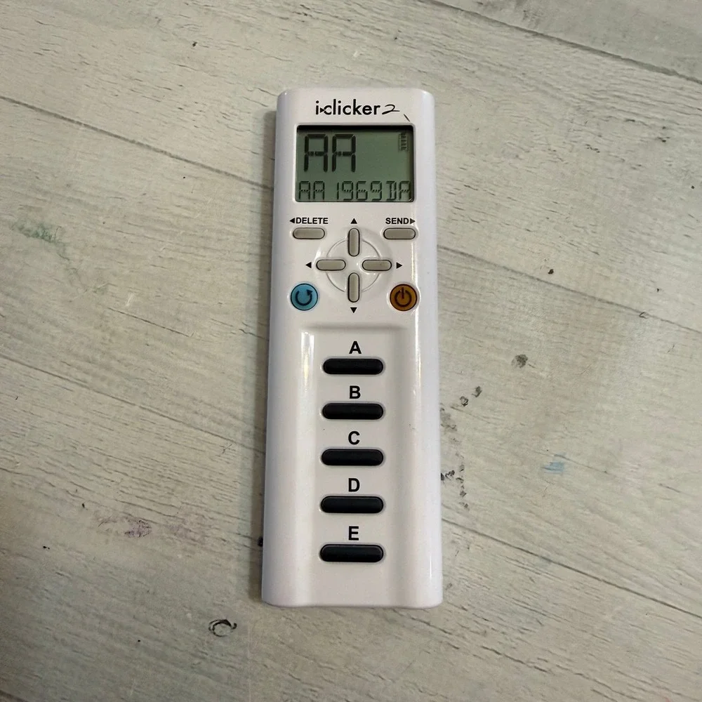 IClicker 2 student response remote‎